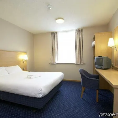 Отель Travelodge 3*
