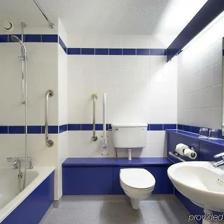 Travelodge Отель