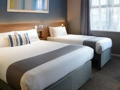 Отель Travelodge Голуэй